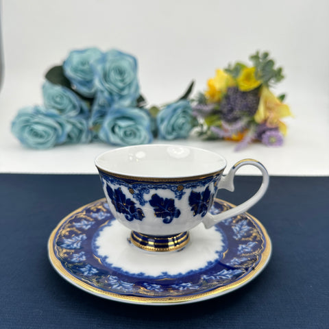 Medium blue glaze, 24K embossed gold high-grade bone China coffee cup, cup a dish.