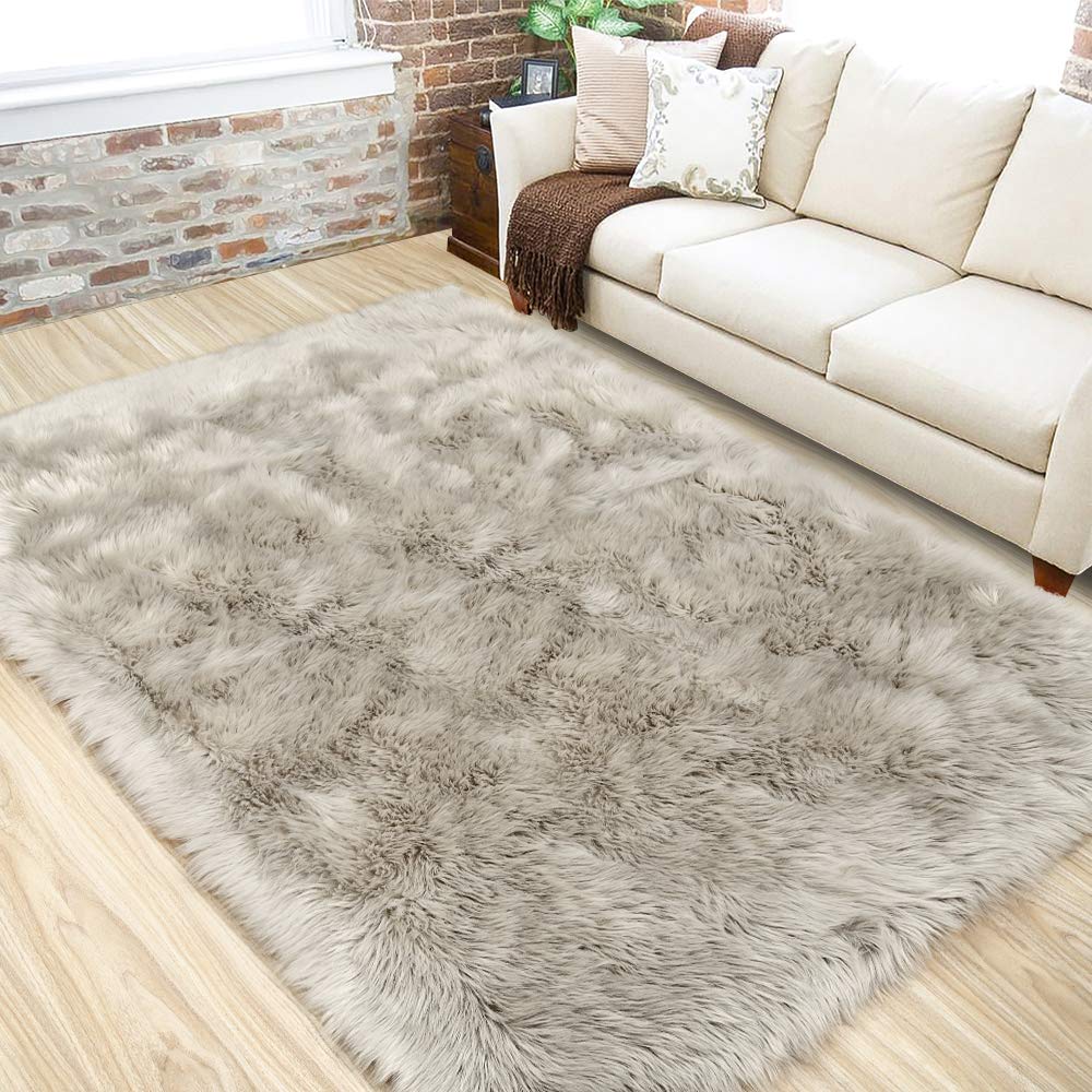 Washable Furry Carpet Dorm Floor Durable Faux Throw Carpet Soft Fluffy Faux Fur Rugs For Living Room